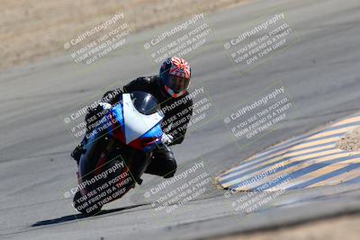 media/Mar-12-2022-SoCal Trackdays (Sat) [[152081554b]]/Turn 10 (130pm)/